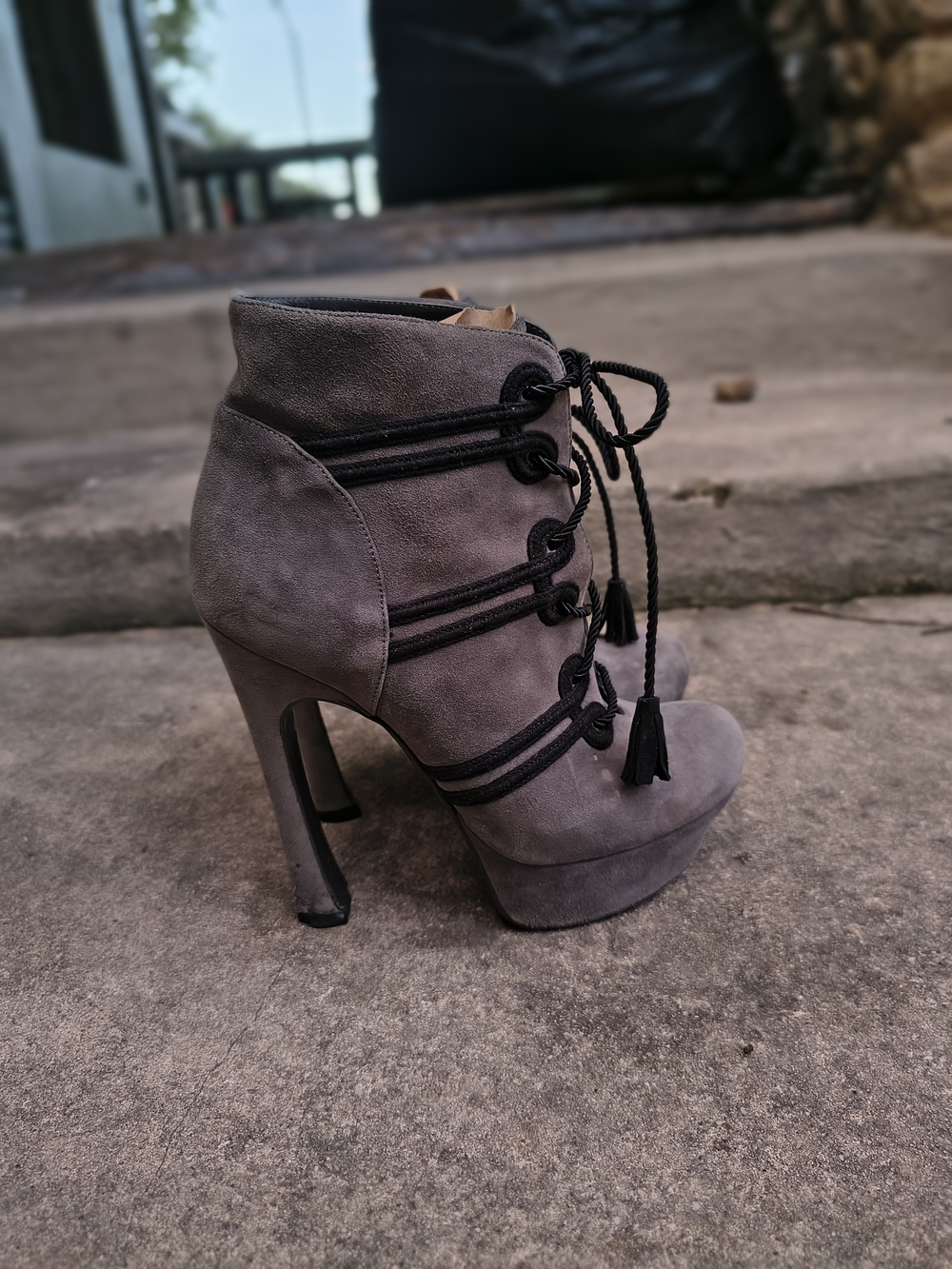 Ysl Grey Suede Lace-Up Platform Ankle Boots